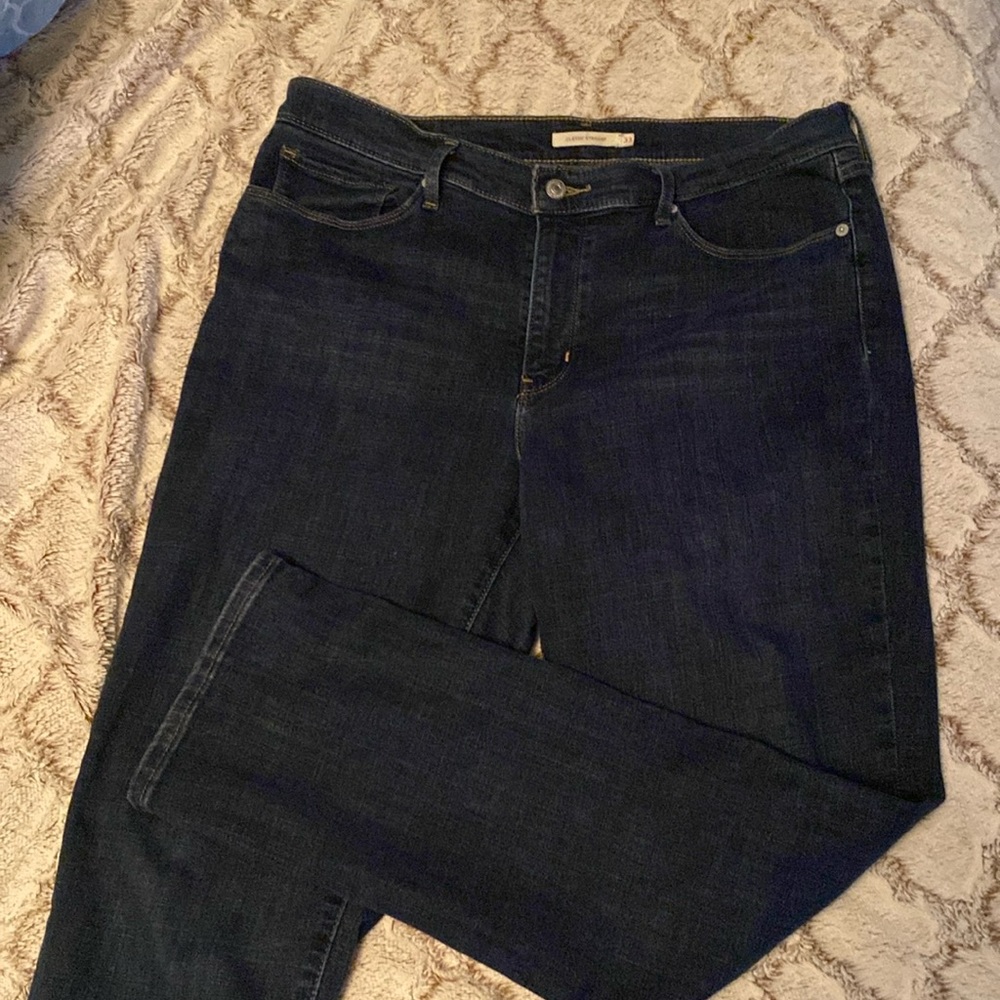 Levi jeans